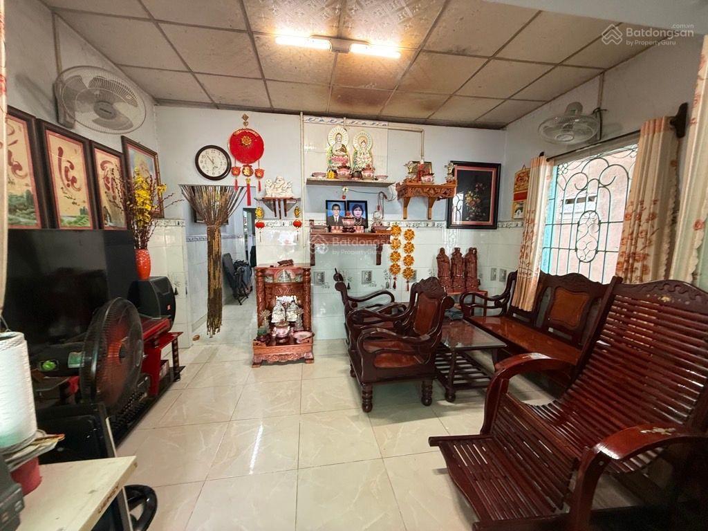 Bán nhà hẻm hơi huỳnh thị hai  q12  ngang lớn 7*23m