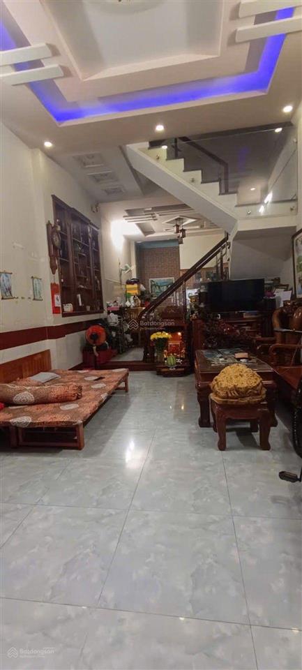 Chủ ngộp bán mặt tiền  trần thị hè quận12  3tầng 4*18.2m công nhận đủ