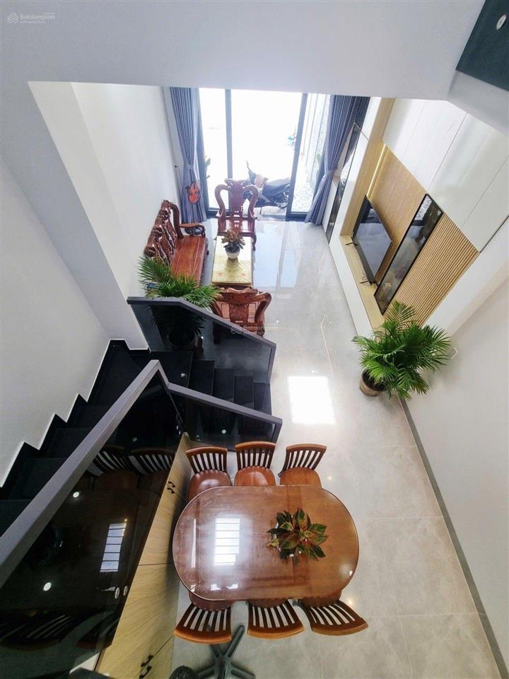 Bán nhà 4x23,5m ngay chợ hiệp thành, quận 12  2 tầng  giá 4.95 tỷ tl