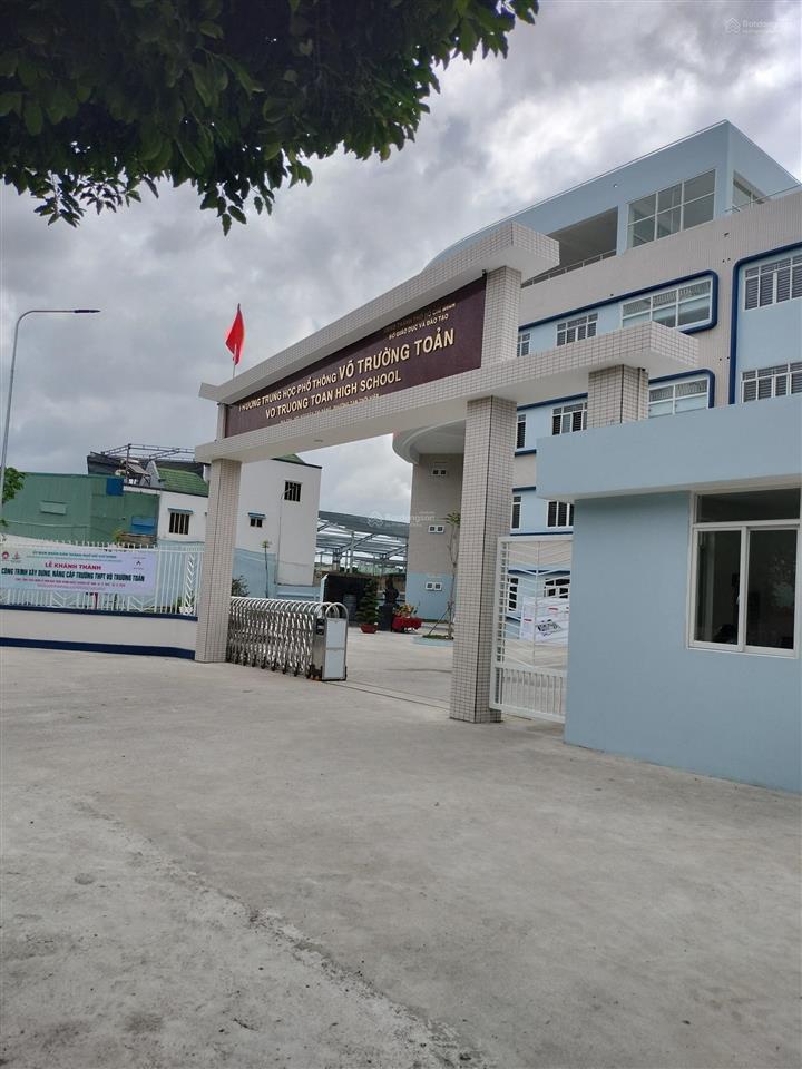 Căn góc 2mặt tiền ngang 8m  ngay phần mềm quang trung  quận 12