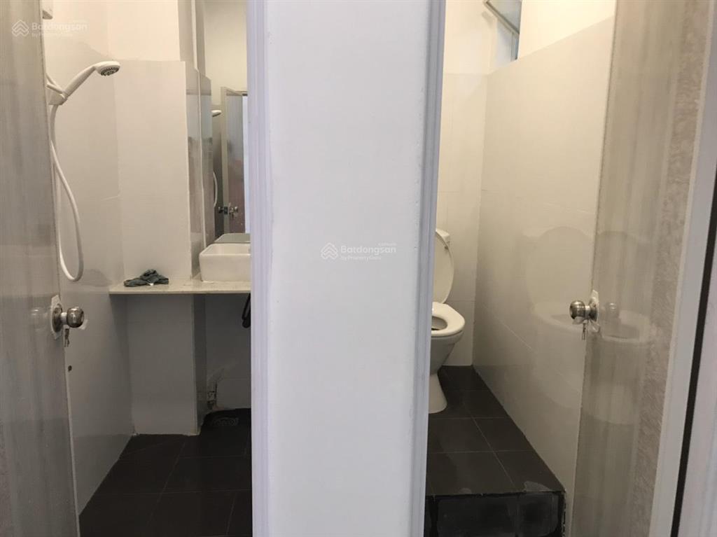 Cần bán gấp căn hộ chung cư ngô quyền, p.an đông (p9 q5 cũ).