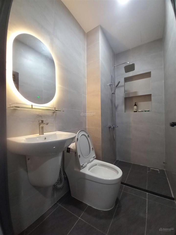 Nhà nguyên căn mới xây cho thuê  full nội thất
