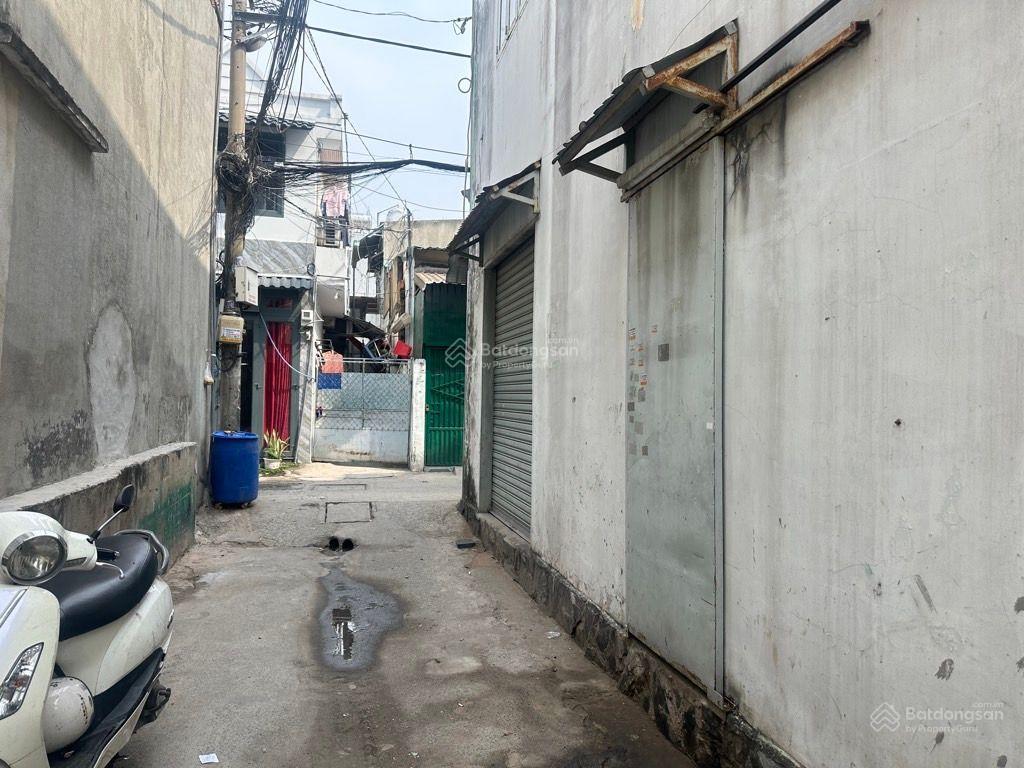 Hot quận 12  nhỉnh 4 tỷ  chỉ 51tr/m2  nhà kết cấu  3 tầng 3pn