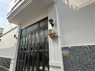 Hot quận 12  nhỉnh 4 tỷ  chỉ 51tr/m2  nhà kết cấu  3 tầng 3pn