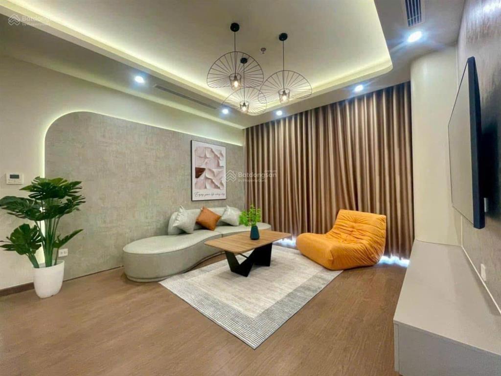 Giá cắt lỗ rẻ nhất dự án. gia đình bán gấp căn góc 3pn  114m2,nhà còn mới,sổ đỏ, hoàng thành pearl