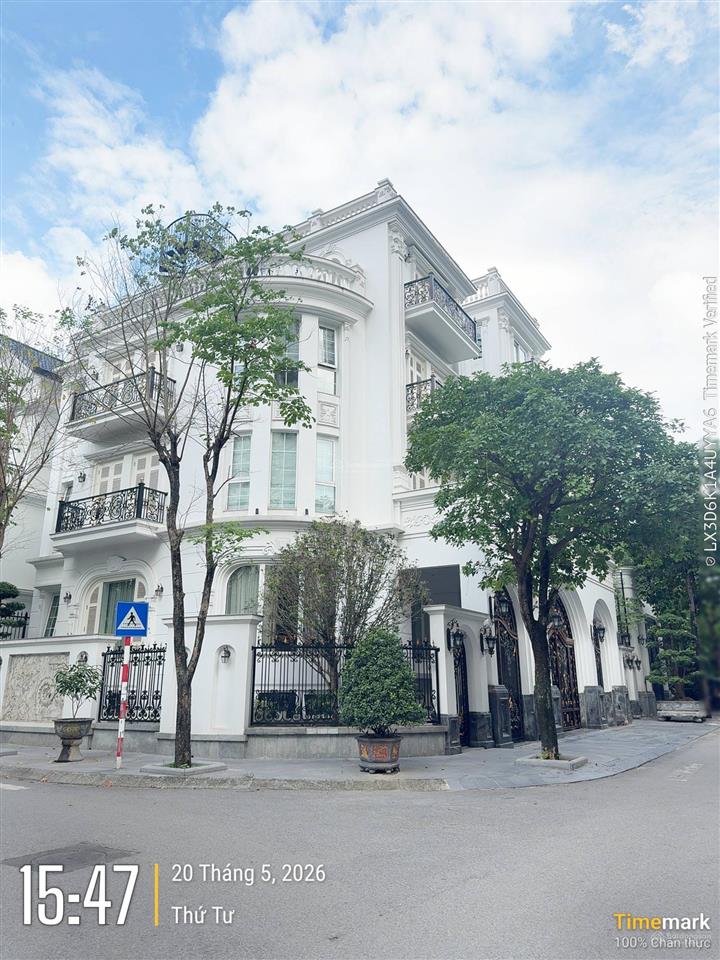 Bán biệt thự trung văn siêu biệt thự 170m2 full nội thất nhập khẩu, lô góc 2 mặt tiền giá 75 tỷ tl