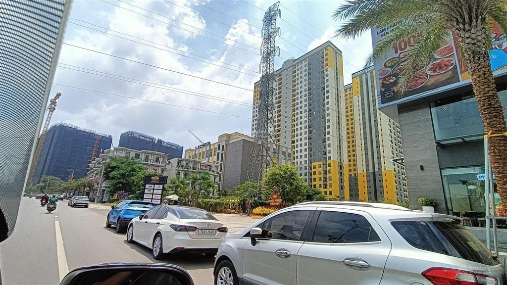 Chủ bán gấp đất ngang 15m, chdv, gần 400m2 full thổ cư, đối diện citymall thống nhất, dĩ an
