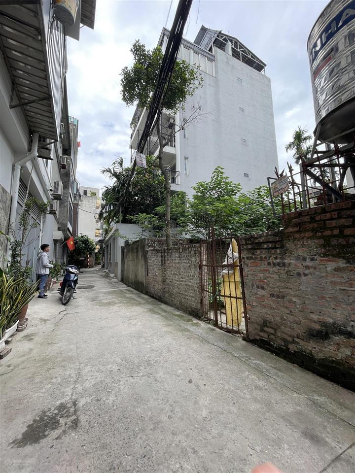 Bán đất ngọc thụy ô tô vào đất diện tích 83m²  sẵn sổ giao dịch