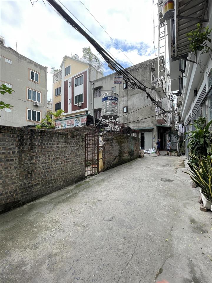 Bán đất ngọc thụy ô tô vào đất diện tích 83m²  sẵn sổ giao dịch