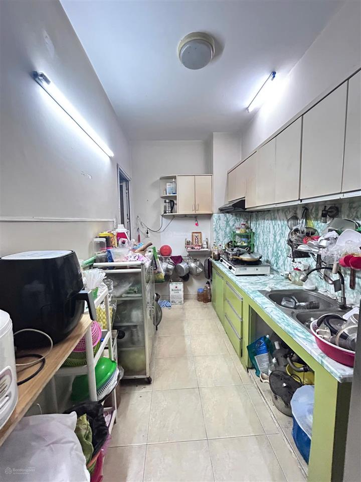 Cần bán gấp chung cư thanh nhật p7 q8 cũ dt 73m2, thiết kế thoáng với 2pn 2wc tặng nội thất cơ