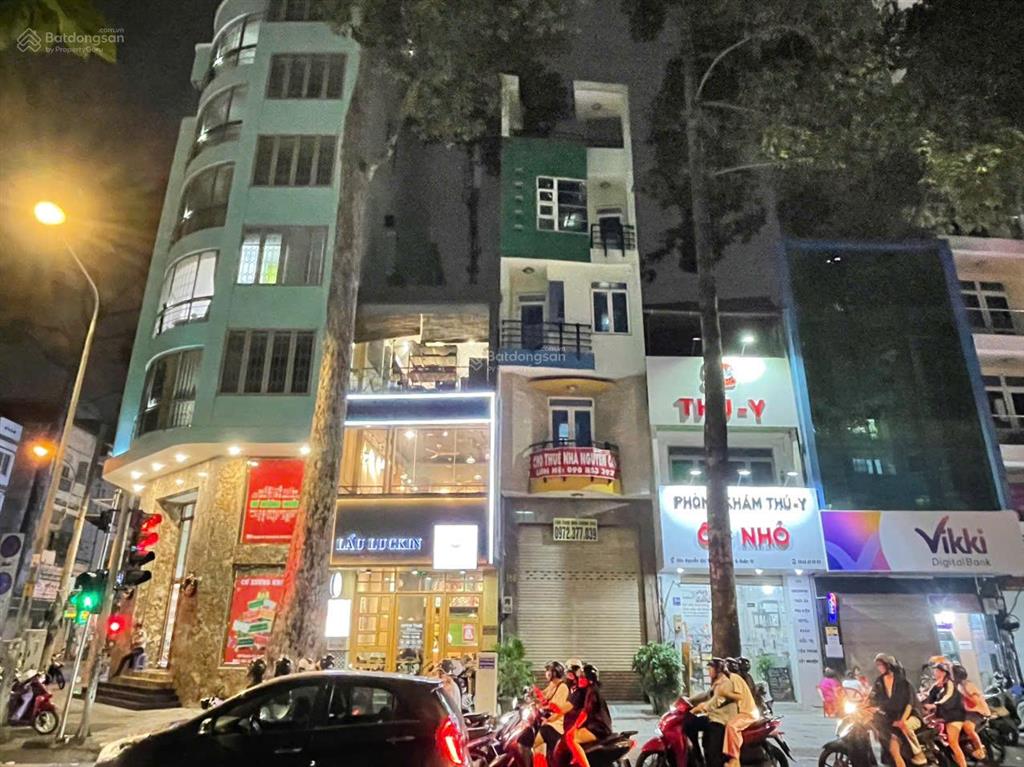 Bán nhà mặt tiền nguyễn chí thanh, q10. dt  4.3 x 14m. 2 lầu. giá 22 tỷ. thuê 50tr