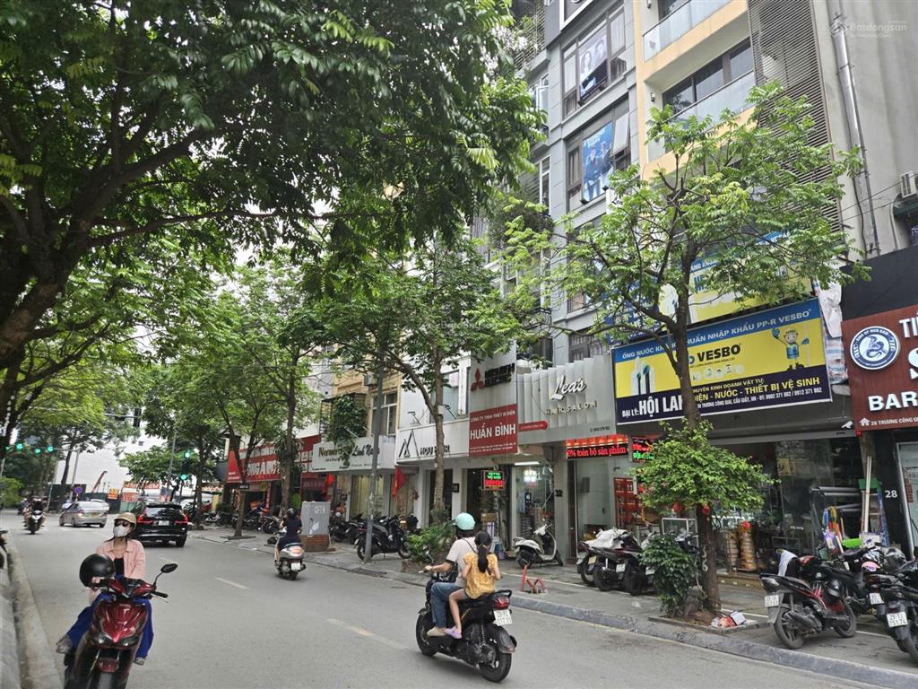 Chính chủ cần bán gấp nhà mặt phố trương công giai kinh doanh sầm uất ngày đêm giá 16.9 tỷ.