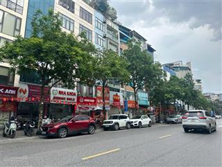 Chính chủ cần bán gấp nhà mặt phố khúc thừa dụ kinh doanh sầm uất ngày đêm giá 16.9 tỷ.