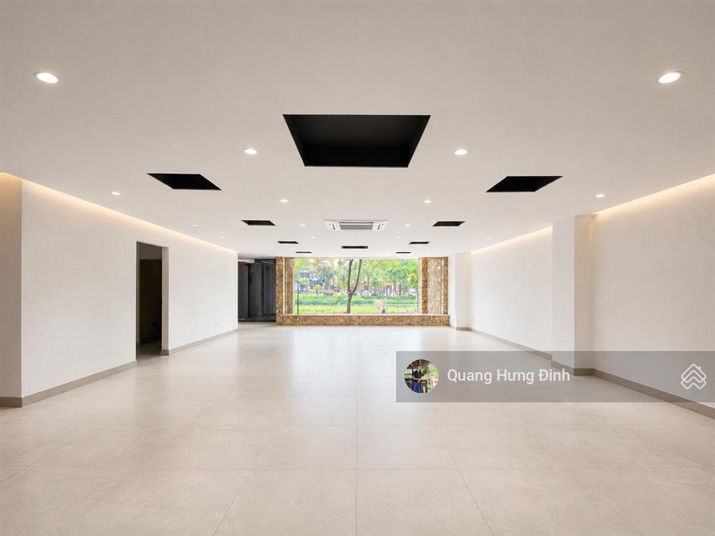 Bán tòa nhà lê văn lương, thanh xuân lô góc 120m2  10t thang máy, plo kd 2 tỷ/năm, giá 78,5 tỷ