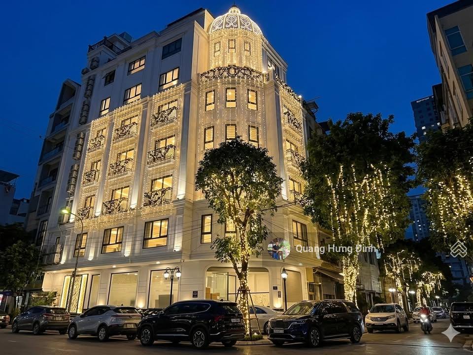 Bán nhà đường lê văn lương, thanh xuân lô góc 120m2  10t thang máy, plo kd 2 tỷ/năm, giá 77,99 tỷ