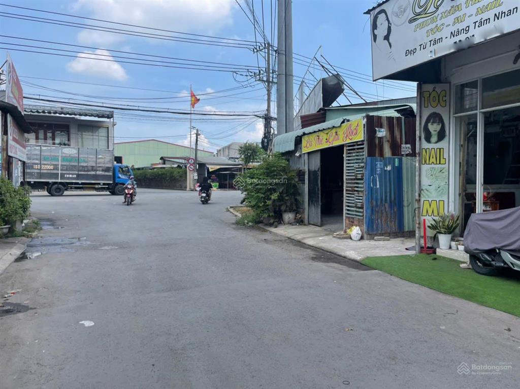 Bán nhà mt kinh doanh an phú 04 thuận an bình dương