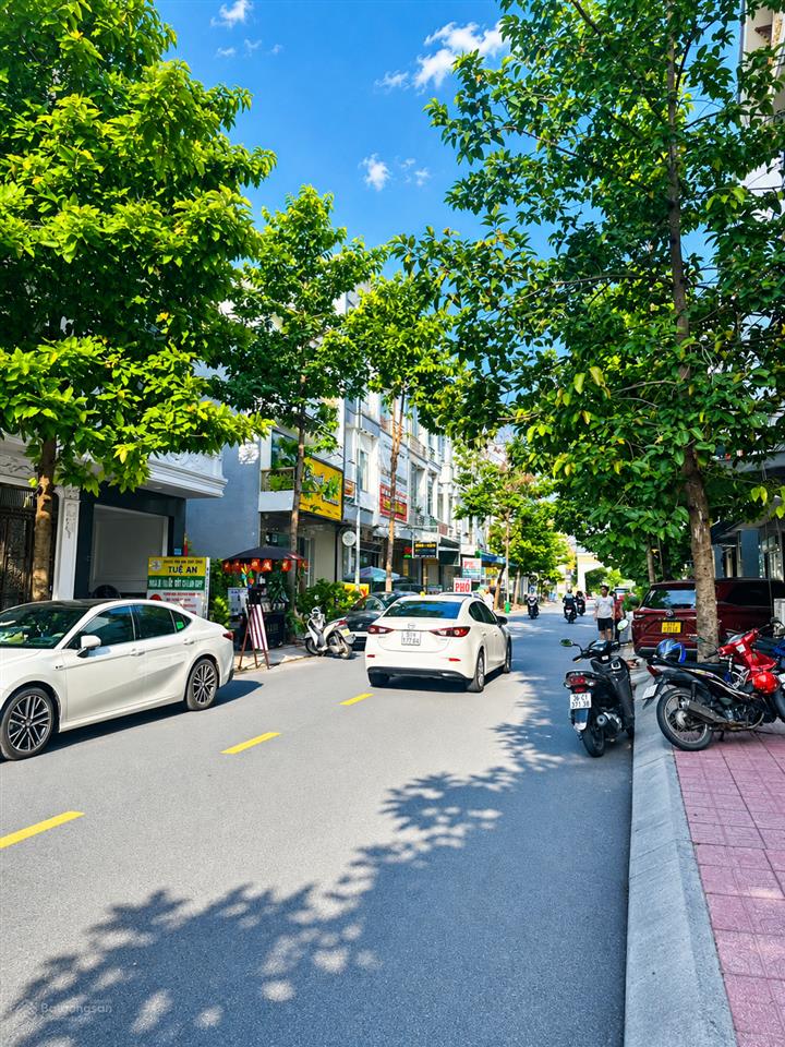 Chính chủ bán nhà mặt tiền kinh doanh an phú, tp.hcm (cách trung tâm gò vấp, q12 chỉ 15km)