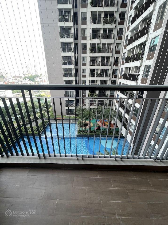 Chủ về quê cần bán gấp trong tuần 89m2 chỉ 3.85 tỷ, đông nam, sổ sẵn, view hồ bơi, call 0981 244 ***