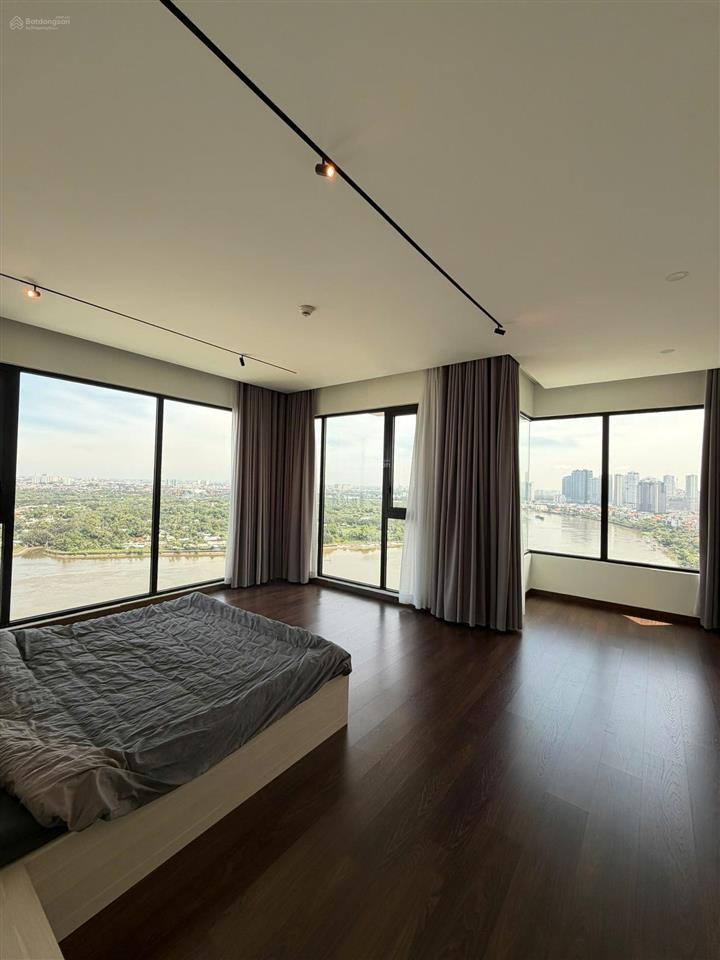 Chủ về nước chuyển nhượng penthouse d'edge view trực diện sông yên tĩnh, view siêu đỉnh