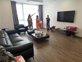 Cho thuê cc royal city, 18 triệu vnd, 110m2, 2pn, 2wc, nội thất cơ bản, giá ưu đãi