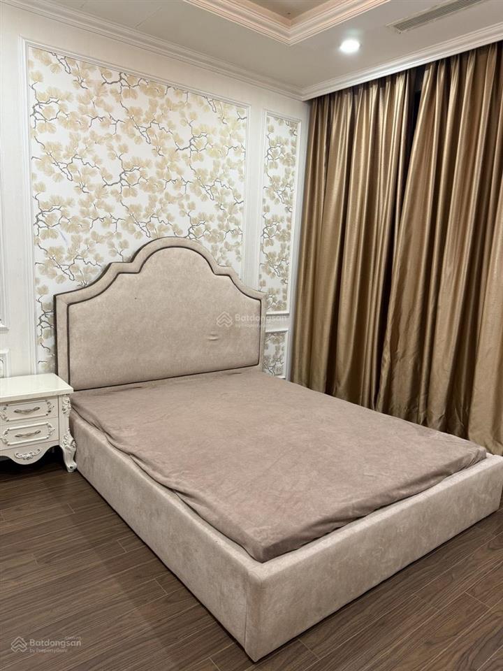 Siêu hot, cho thuê cc royal city, 15 triệu, 90m2, 2pn, 2wc, đẹp, nhiều tiện ích