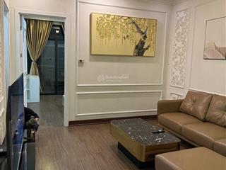 Siêu hot, cho thuê cc royal city, 15 triệu, 90m2, 2pn, 2wc, đẹp, nhiều tiện ích