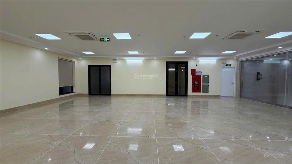 Toà văn phòng hạng a phố hoàng ngân 210m, mt 11m, 11 tầng, 215 tỷ, cầu giấy  0971 685 ***