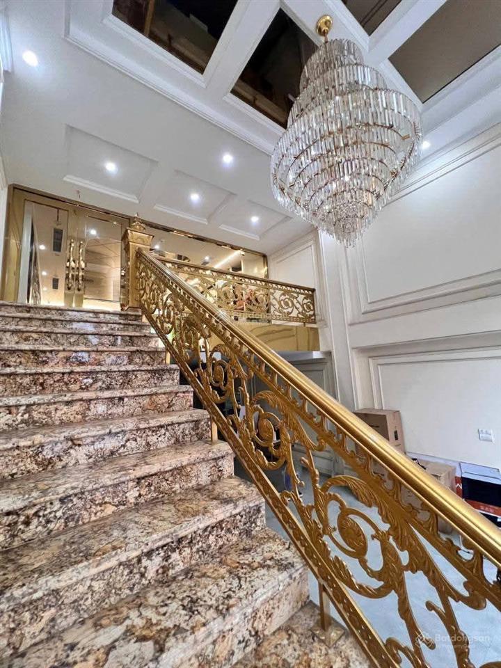 Giảm chào lần 3) cần bán gấp tòa nhà vp 5 sao 132m2, 7t, mt 5,2m, 74,5 tỷ, nguyễn xiển, thanh xuân