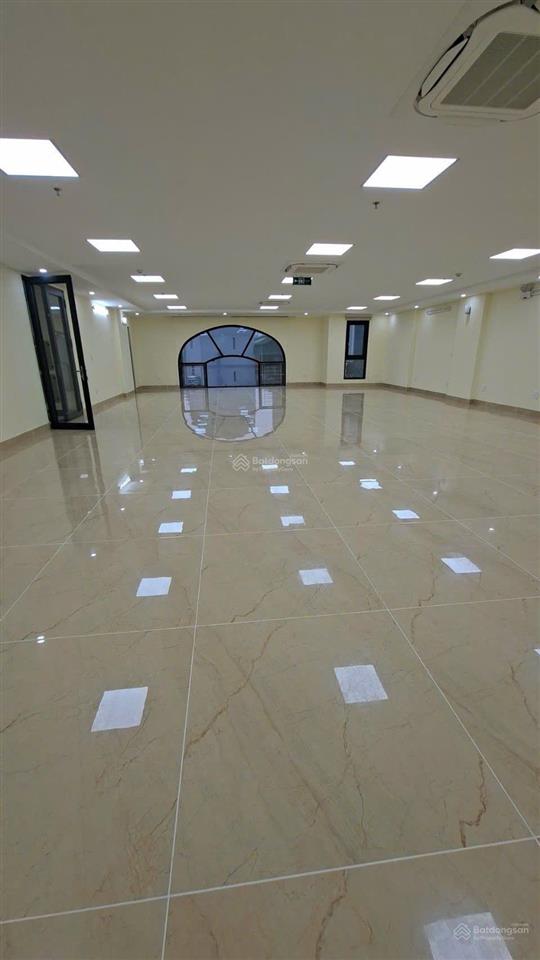 Toà nhà vp mặt phố hoàng văn thái vip  8 tầng  2 thoáng  120m2, 8 tầng, mt8m, 73 tỷ. thanh xuân