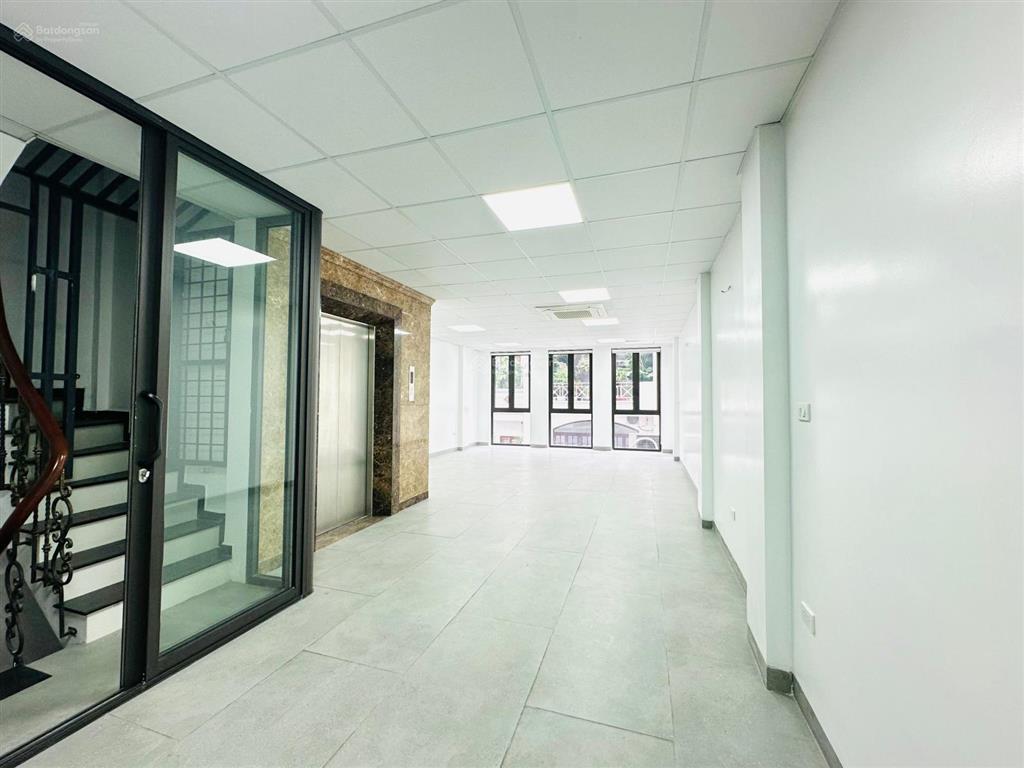 Bán tòa nhà vp phố quan nhân 60m2, 8t, + 1 hầm, mt 5,4m, 36,5 tỷ  thang máy, cầu giấy  0972 611 ***
