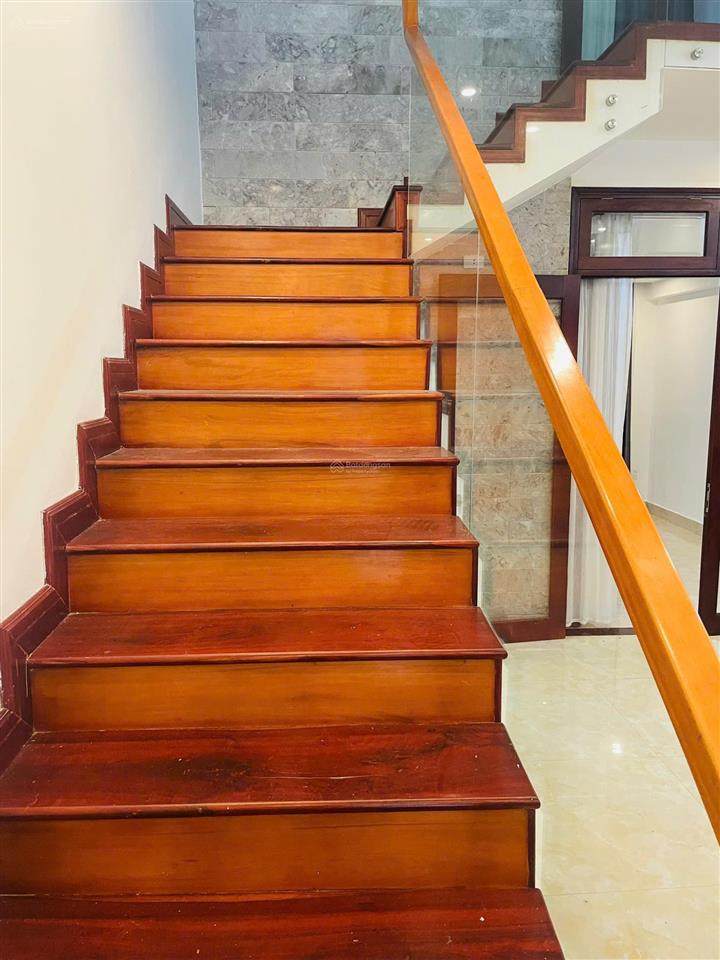 Cho thuê nhà 3 tầng đường 10m5 văn tiến dũng, hoà xuân