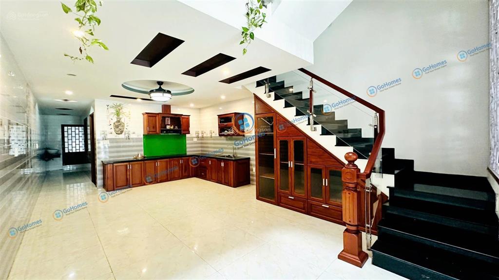 Cho thuê nhà 3 tầng hoà xuân  gần nguyễn phước lan