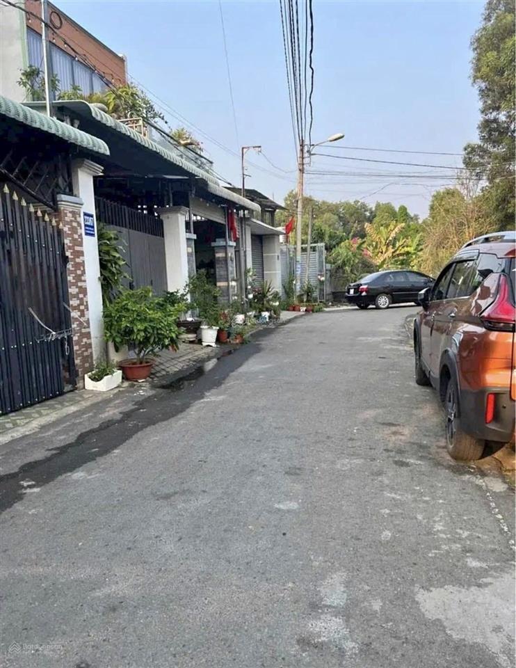 Chủ ngộp cần bán gấp nhà ngay nguyễn văn ni 110m²  1,37tỷ sổ hồng riêng