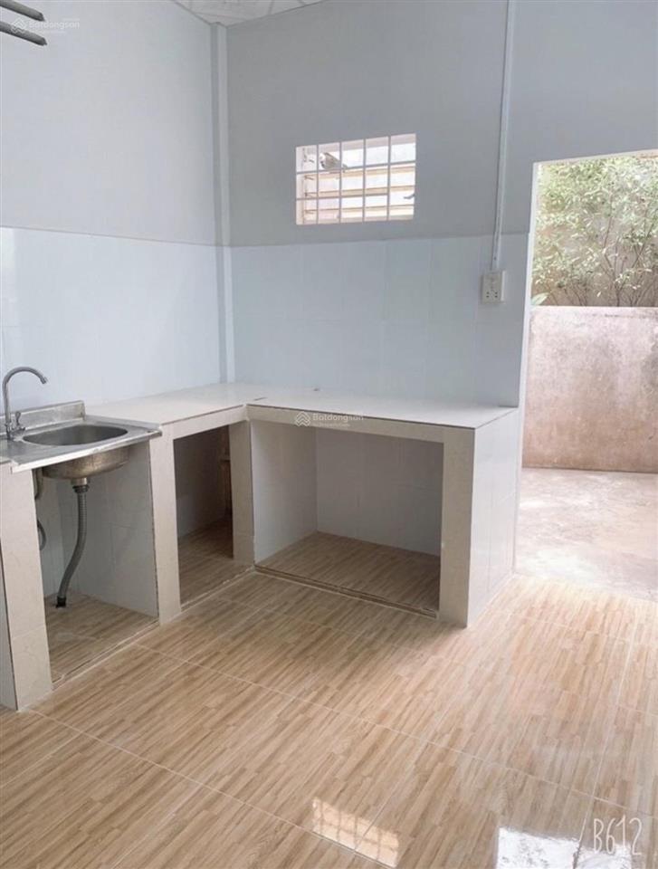 Cần bán gấp nhà hẻm xe hơi nguyễn thị triệu 5mx20m  1,3 tỷ sổ hồng riêng