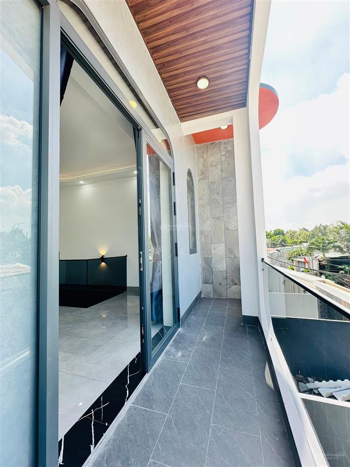 Chủ ngộp bán gấp nhà đường lê thị hà 5mx20m  2,3tỷ sổ hồng riêng