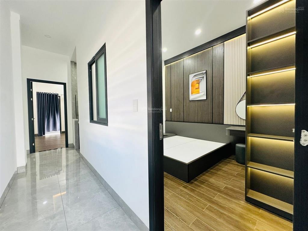 Chủ ngộp bán gấp nhà đường lê thị hà 5mx20m  2,3tỷ sổ hồng riêng