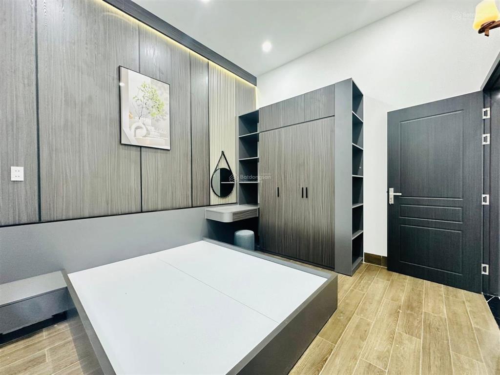 Chủ ngộp bán gấp nhà đường lê thị hà 5mx20m  2,3tỷ sổ hồng riêng