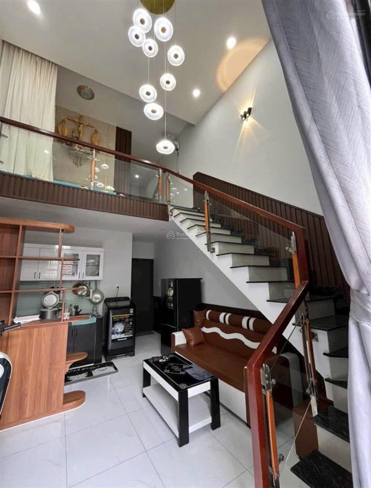 Nhà hẻm xe tải bà triệu, hóc môn 4mx20m  2tỷ  sổ riêng
