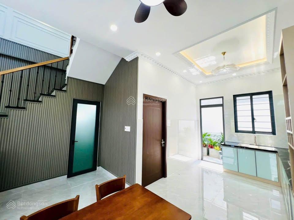 Bán gấp nhà nghỉ dưỡng ngay trung tâm trảng bàng 220m2 sổ hồng riêng