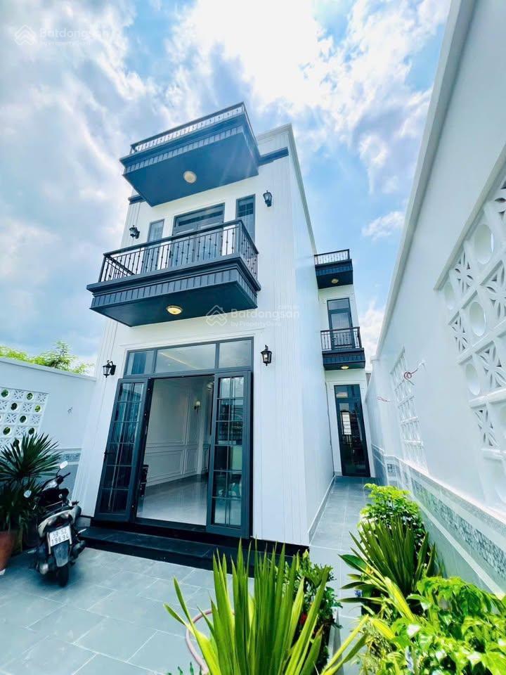 Bán gấp nhà nghỉ dưỡng ngay trung tâm trảng bàng 220m2 sổ hồng riêng