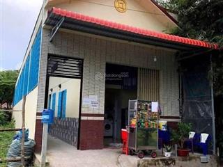 Bán gấp dãy trọ 10 phòng ngay kcn trảng bàng (dt 5x40m) giá 980tr sổ hồng riêng