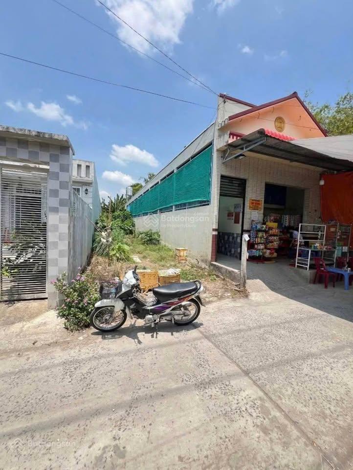 Bán gấp dãy trọ 10 phòng ngay kcn trảng bàng (dt 5x40m) giá 980tr sổ hồng riêng