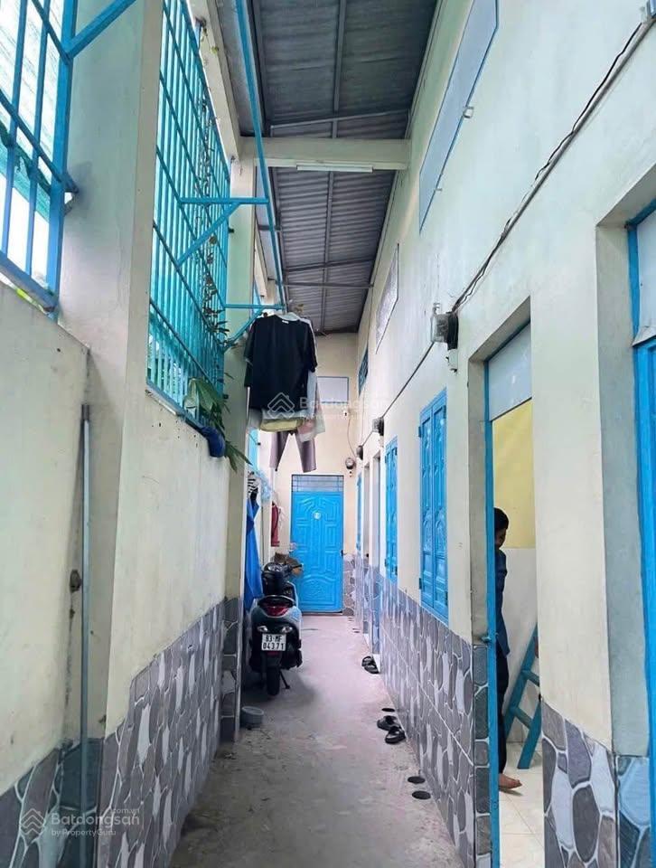 Bán gấp dãy trọ 10 phòng ngay kcn trảng bàng (dt 5x40m) giá 980tr sổ hồng riêng