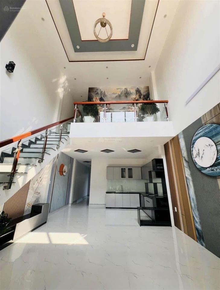 1 tỷ 1 kẹt tiền bán gấp nhà tỉnh lộ 2 100m² sổ hồng riêng