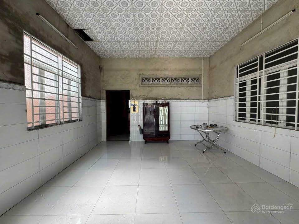 1,1 tỷ bán nhà đang cho thuê nguyễn thị rành (dt 5x20) sổ hồng riêng