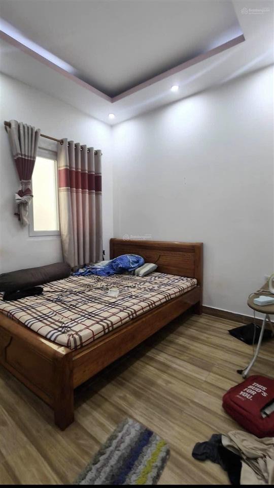 Cần bán gấp nhà lê thị hà sổ hồng riêng (dt 4x20)