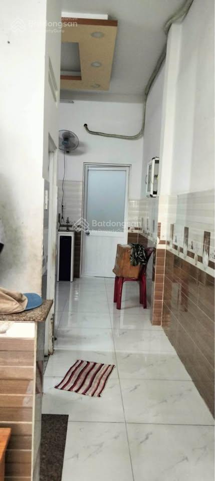 Cần bán gấp nhà dương công khi giá 2 tỷ 1 sổ hồng riêng (dt 5x20)