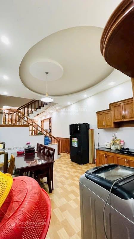 Bán gấp nhà ngay dương công khi 2 tỷ 1 (dt 5x20) sổ hồng riêng