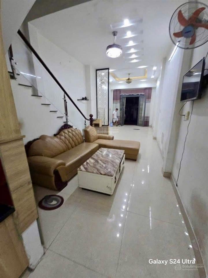 2 tỷ bán gấp nhà 4pn tại song hành (dt4x15) sổ hồng riêng