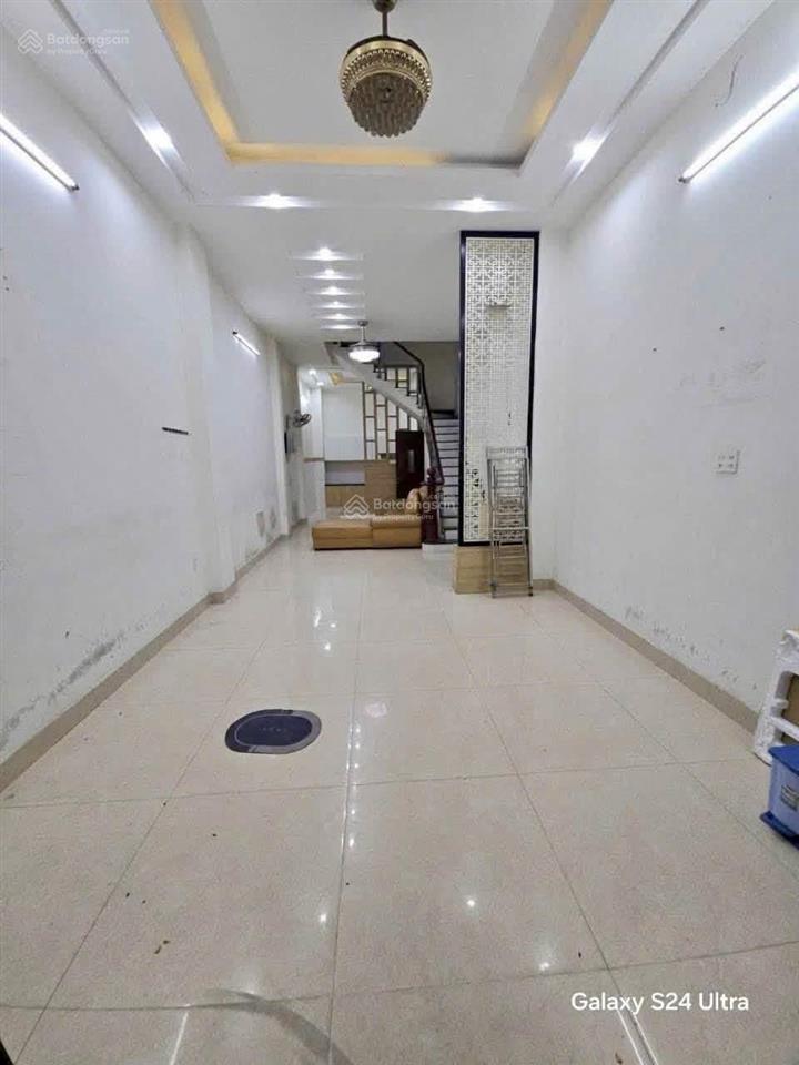2 tỷ bán gấp nhà 4pn tại song hành (dt4x15) sổ hồng riêng